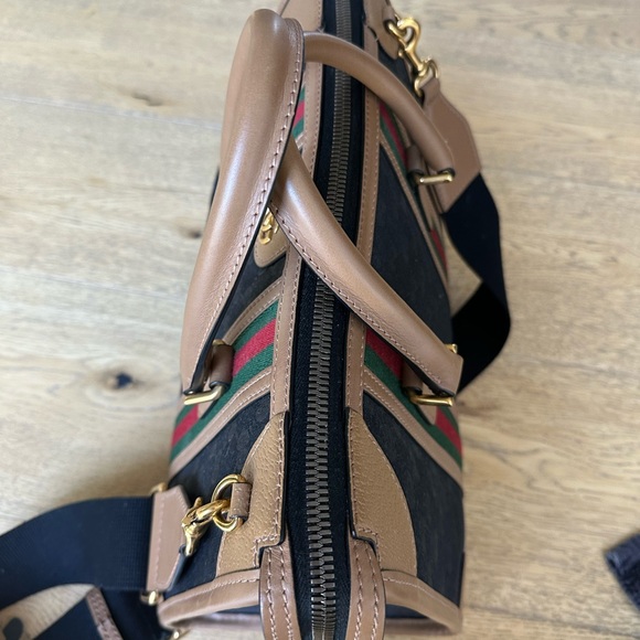 Gucci GG Logo Plaque Top Handle Bag.  Like new.  Authentic from Gucci - Picture 2 of 13